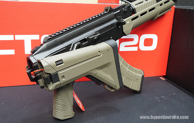 ストックは折り畳み式