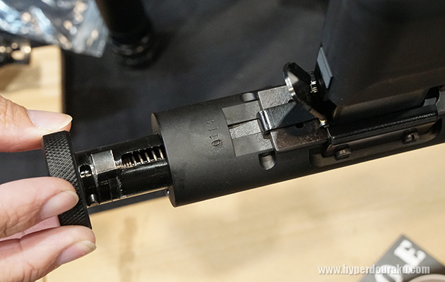 プッシュコッキング