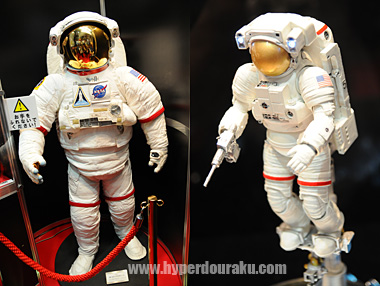 1/10スケールISS船外活動用宇宙服