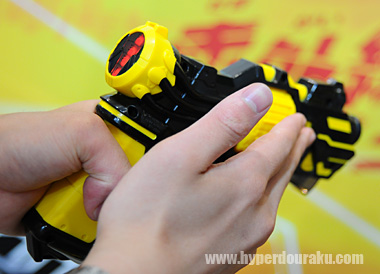 ダイヤルをくるくる回す