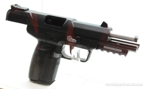 年齢制限が無いモデルガンのような商品