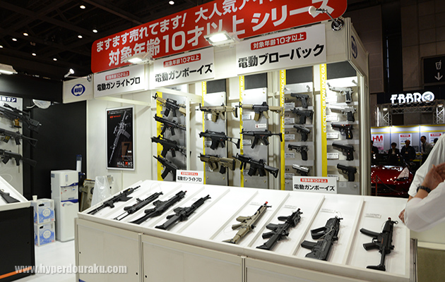 10歳以上対象シリーズの展示