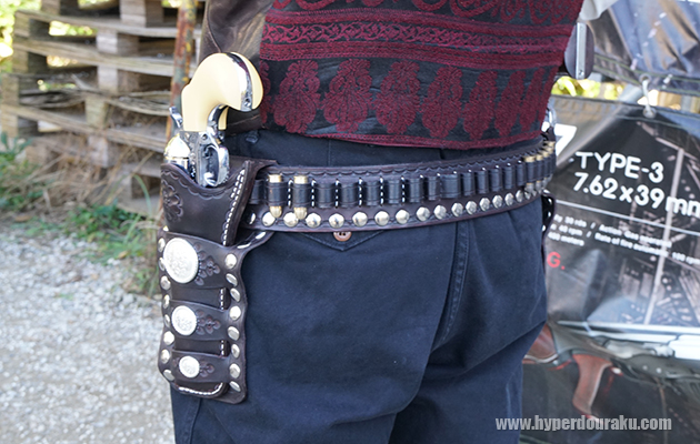 オーダーメイドのガンベルト