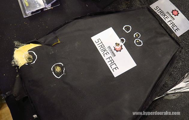 ショットガンで射撃テスト済み