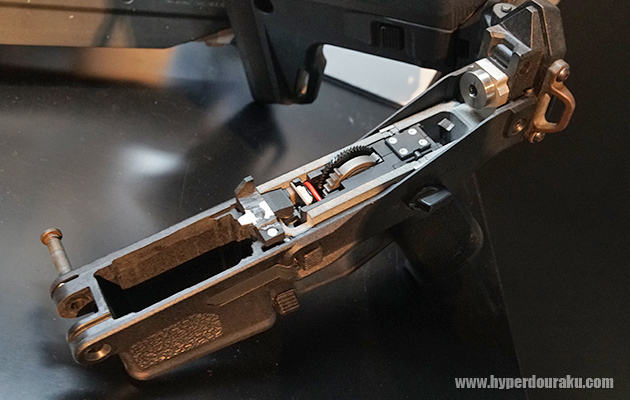 ロアレシーバー内部