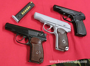 GUNくつ王　マカロフオート　モデルガン