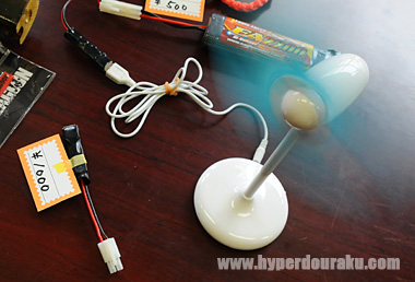 電動ガン用のバッテリーをUSBに変換するコネクター