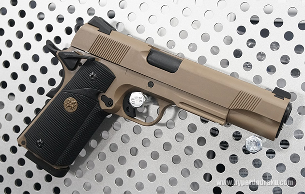 M45CQP CO2ガスガンの新色、FDE