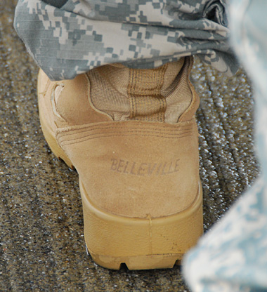 ブーツはBELLEVILLE製