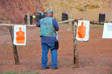 ペーパーターゲットを貼り付ける