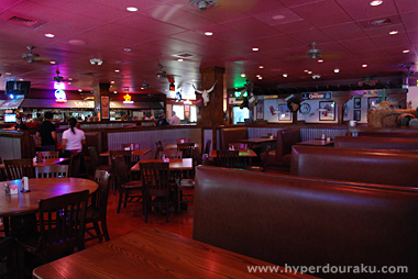 ローンスター店内