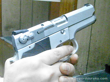 S&W 908S