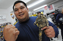 現役の警察官や空港警備の職員