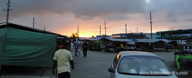 燃えるような朝日