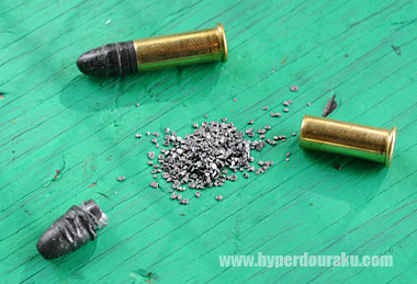 .22口径はリムファイヤ