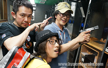 9mm口径のブローニングハイパワーとH&K P7M8