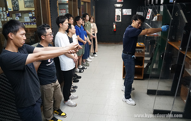 シューティングレンジの中