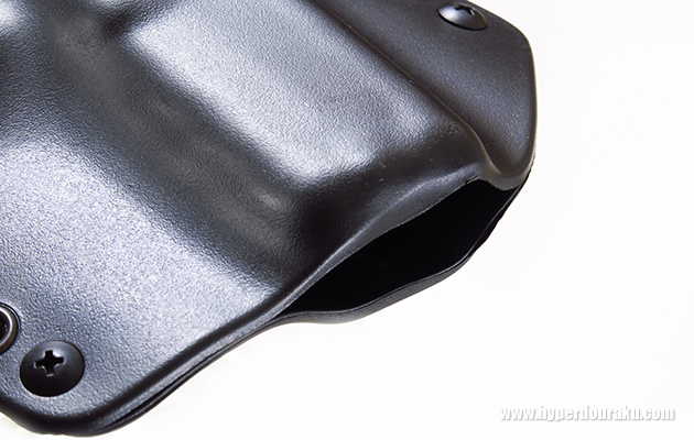 マズルが露出せずに収納