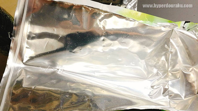 微細な粉末が付着