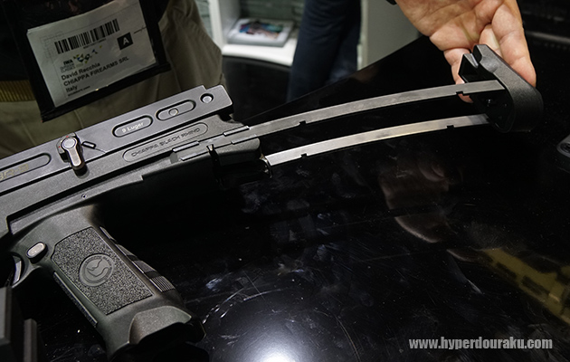 伸縮式のストック