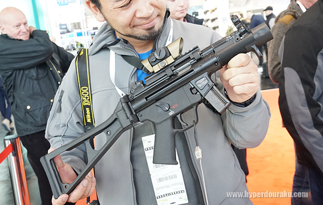 折り畳みストック付き