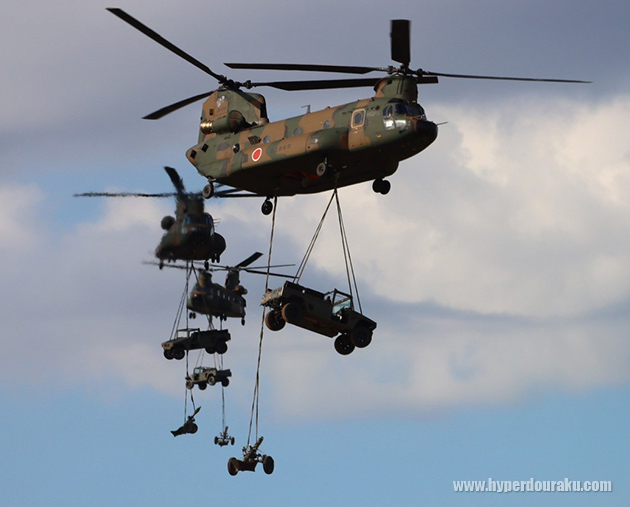 高機動車と120mm迫撃砲