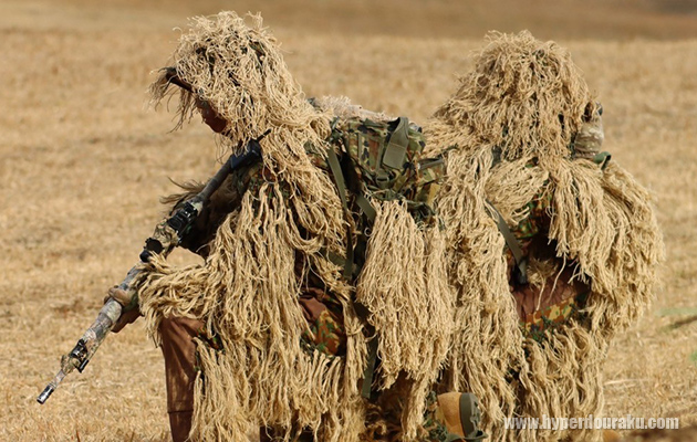 偽装したスナイパー