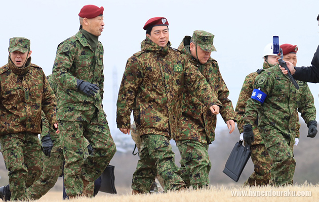 小泉進次郎防衛大臣