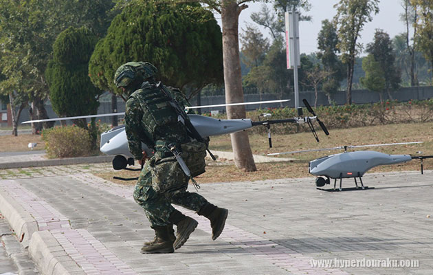 近距離型の無人偵察ヘリ