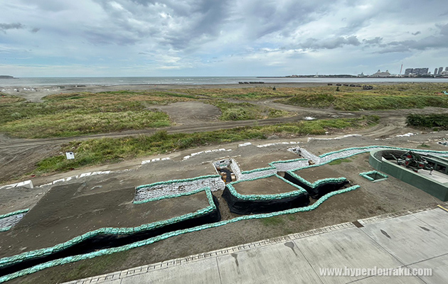 新北市の八里ビーチ