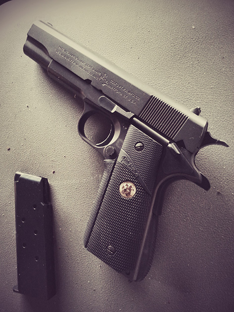 エアーコッキング玩具