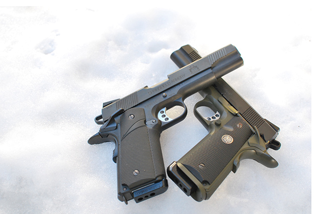 雪、1911、玄関にて