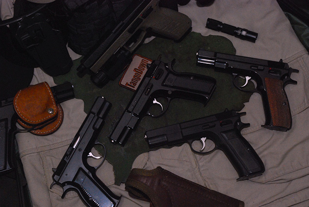 戦闘拳銃の系譜