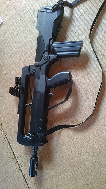 私専用ファマス