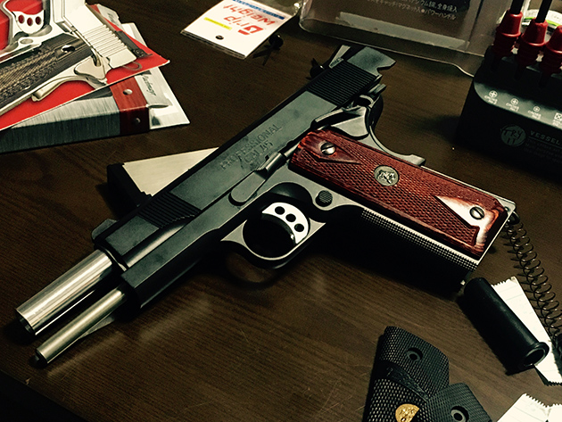 民間MEUピストル