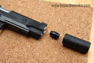 メタル製のアウター・バレル