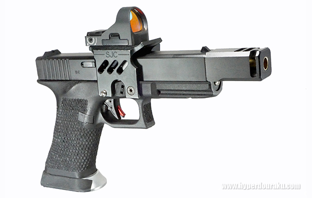 フリーダムアートカスタムのグロックレースガン