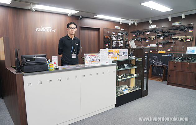 受付カウンター