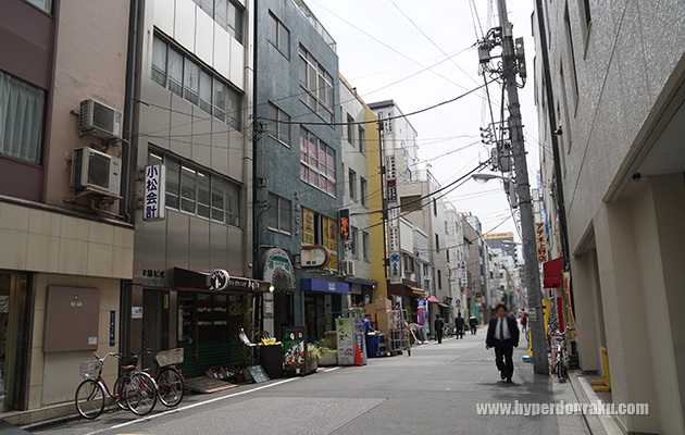 御徒町に近い