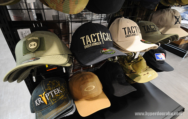 アンダーアーマータクティカル