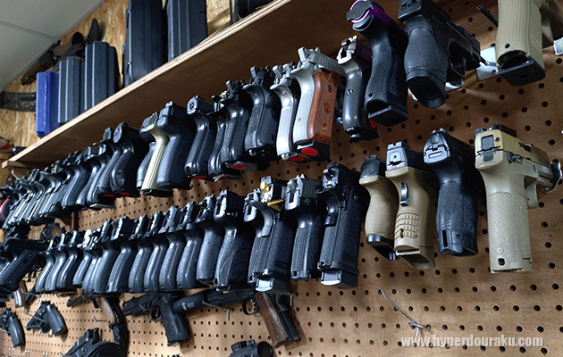 エアソフトガンのハンドガン