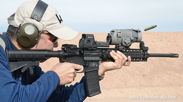 M588とLWTS LIGHT WEAPON THERMAL SIGHT