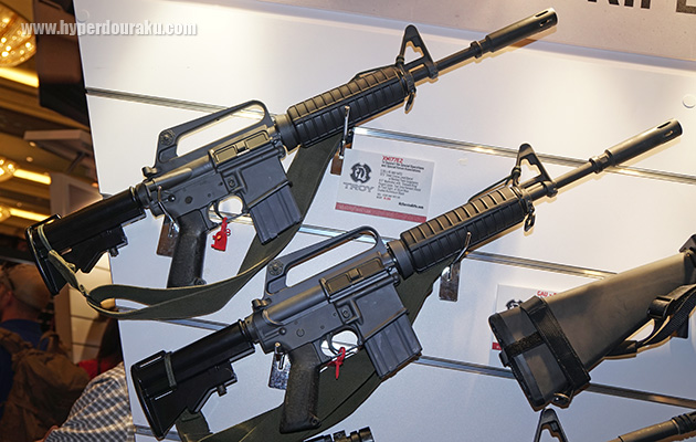 XM177E2(上)と、GAU-5/A/A(下)