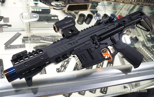 超コンパクトなカスタムAR