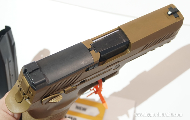 マウントカバー