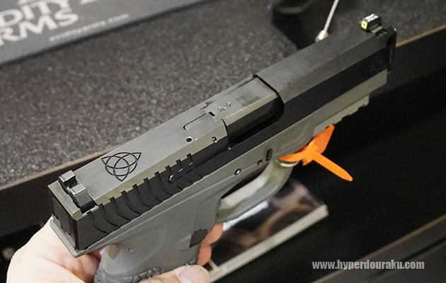 ストライカー式のDAO