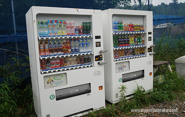 ドリンクの自販機