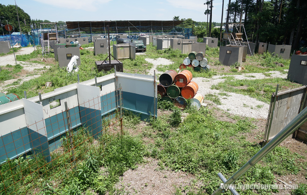 市街地風のバリケ