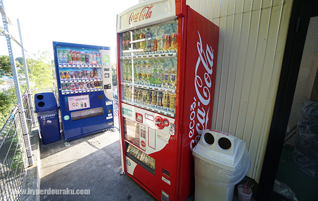 ドリンクの自販機
