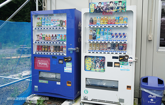 ドリンクの自販機